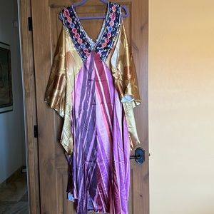 Mid evil/ Boho wide sleeve flow dress.  Satin fabric OS fits L/ XL